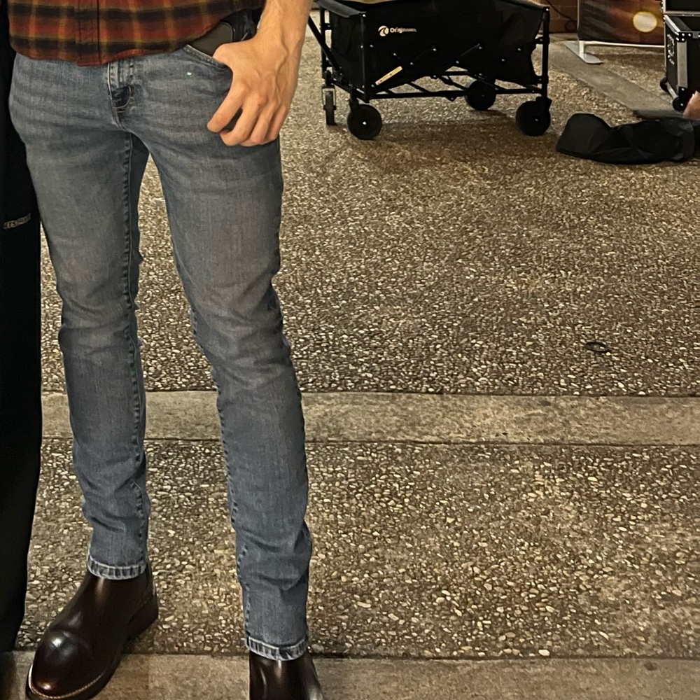 Men’s Amazon Essentials Jeans - Picture 5 of 5